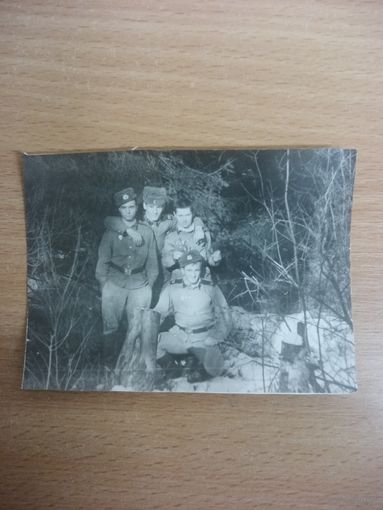Фотография. Солдаты Советской Армии.