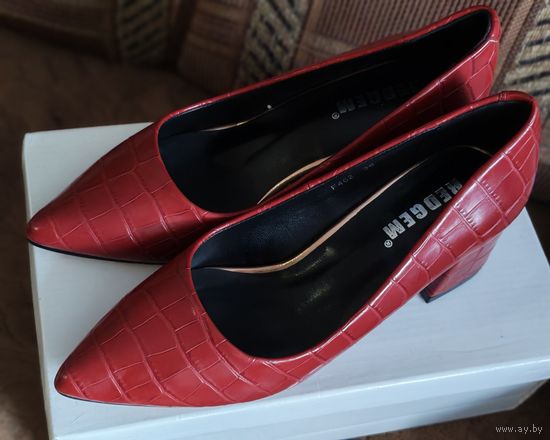 Туфли женские