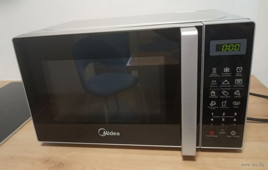 Микроволновая печь MIDEA EG820CXX
