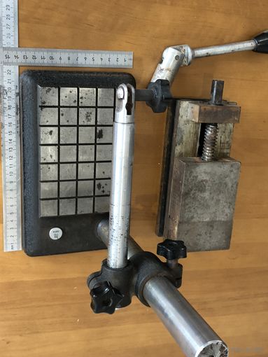 Тиски и стойка прецизионные качество ссср