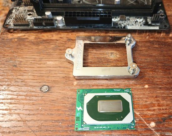 Материнская плата ASRock H110M-DGS с процессором мутантом QTJ2