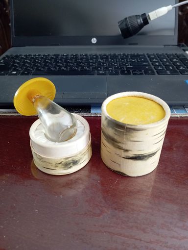 - Флакон с коробом от духов РУДЕНС Рига Dzintary 1971 г.