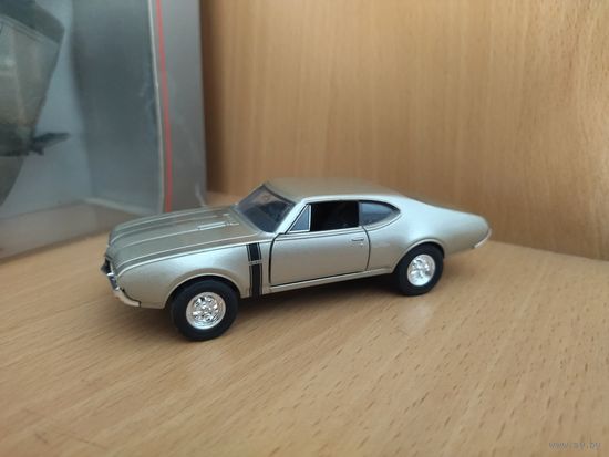 1/43 Oldsmobile