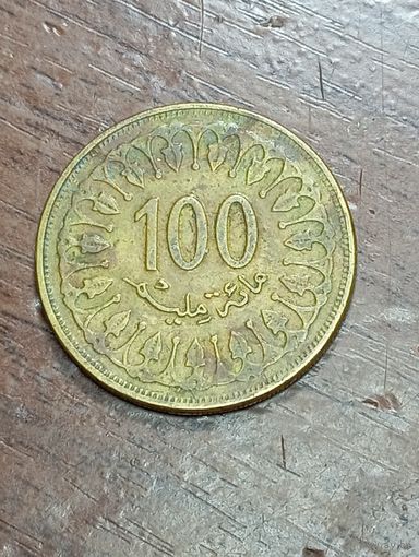 Тунис 100 миллимов 1997 года .