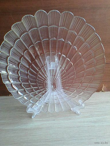 Пять Тарелок - "Ракушка" - Одним Лотом - Диаметр Тарелок - 19 см.