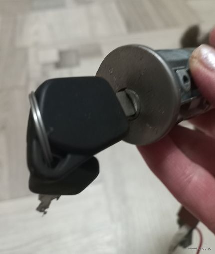 Замок зажигания от Пежо 405, 1995 года, дизель, универсал.