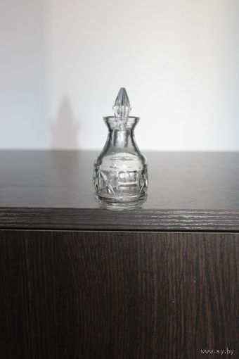 Винтажная, стеклянная уксусница и перечница, из СССР.