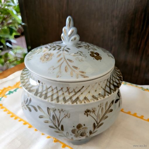 Шкатулка,  Кисловодский фарфор,  винтаж.