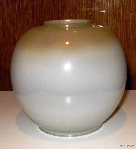 Винтаж СССР. Плафон ГДР для обычной люстр. Есть два. Стекло