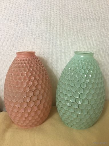 Плафон ананас Люстра ГДР ( цена указана за один. Есть Розовый и салатный)