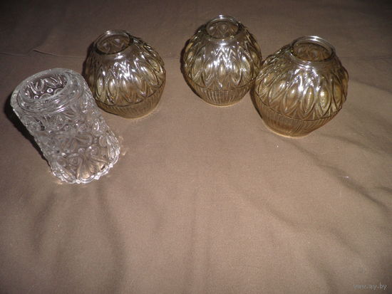 Плафоны к бра,светильникам,люстрам 4 шт.,времён СССР.С рубля.