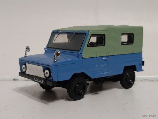 Модель авто 1/43. ЛуАЗ-969.