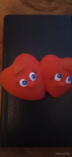 Игрушка резиновая Сердечки