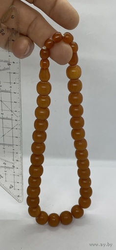Янтарные бусы