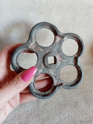 Большой маховик барашек вентиль СССР