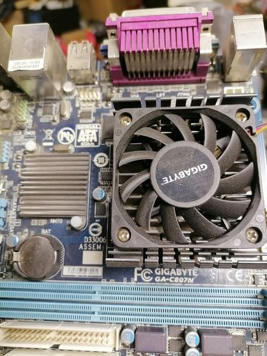 Мини ITX  gigabyte