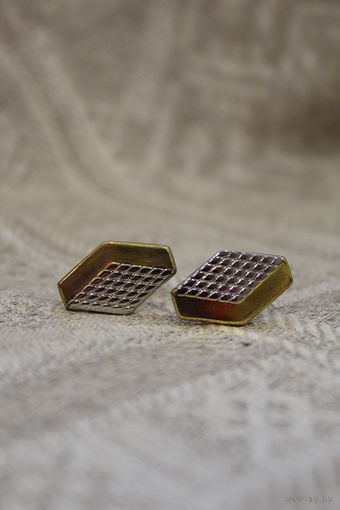 Красивые запонки мужские