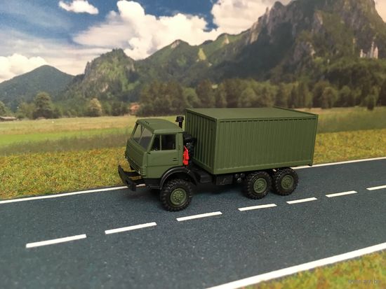 Грузовой автомобиль КАМАЗ 4310. Масштаб HO 1:87.