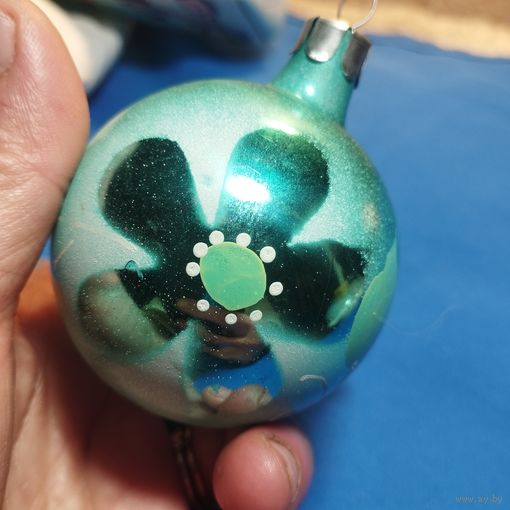 Елочная новогодняя игрушка СССР Шар с цветком