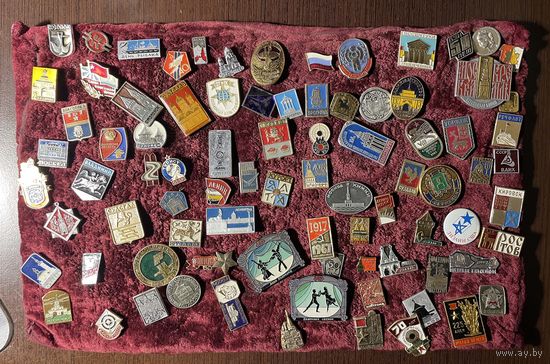 Лот 1. Значки