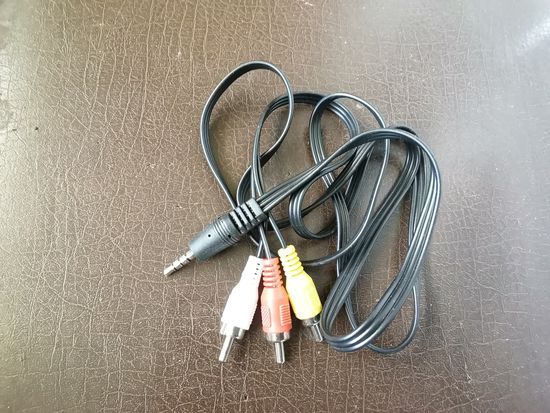 Шнур с разъёмами RCA длиной 1.2 м