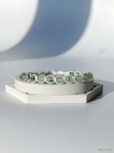 Браслет с нефритом