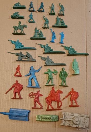 Лот разных солдатиков СССР. Все лоты с 1 рубля!