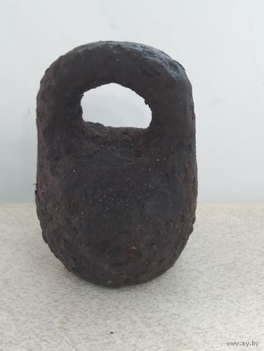 Гиря весовая 377.4 грамма.