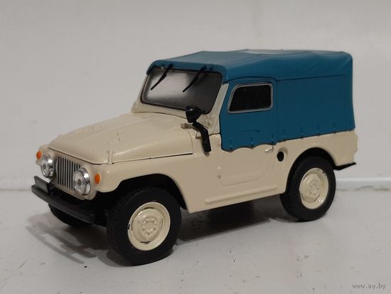 Модель авто 1/43. Москвич-415.