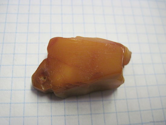 Кулон-самородок янтарь.
