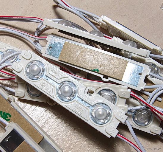 КРАСНЫЕ 5050 светодиодный модули 0,72 Вт. 3 светодиода. 12 Вольт. Аналог светодиодной ленты