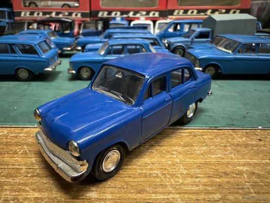 Москвич 403. Пятничный вечер в синих тонах. Не забываем делать себе подарки к 23 февраля!