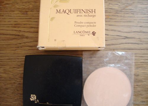 Пудра Франция Париж 80 годы с запасной  новой кассетой  РЕДКОСТЬ