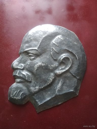 Огромный, больших размеров металлический барельеф В. И. Ленина. СССР, начало 70-х годов прошлого века.