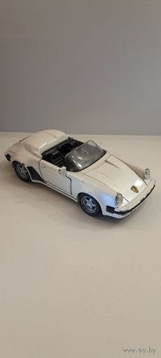 Машинка (модель) maisto 1:43 porsche speedster примерно 1:43