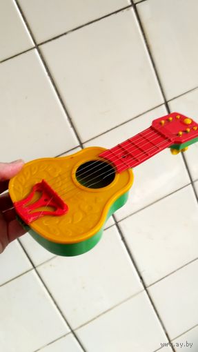 Гитара. Для куклы, мишки.